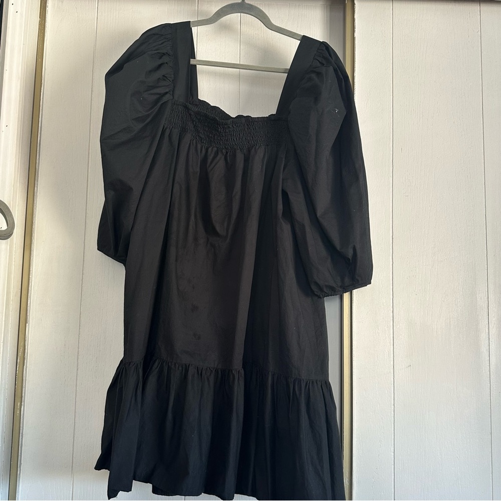 Puffed sleeves asymmetrical dress